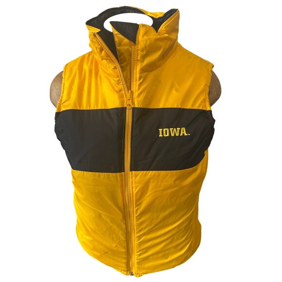 Columbia Women’s Medium Iowa Hawkeyes Reversible Puffer Vest - Picture 1 of 8